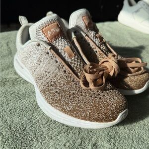 APL Women's Techloom Pro Rose Gold Ombre Running Sneakers Size 8